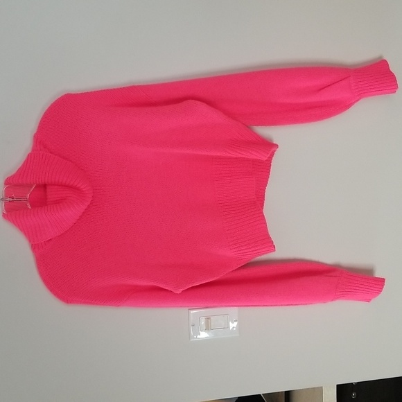 Bar 111 Cropped turtleneck sz medium - Picture 1 of 6
